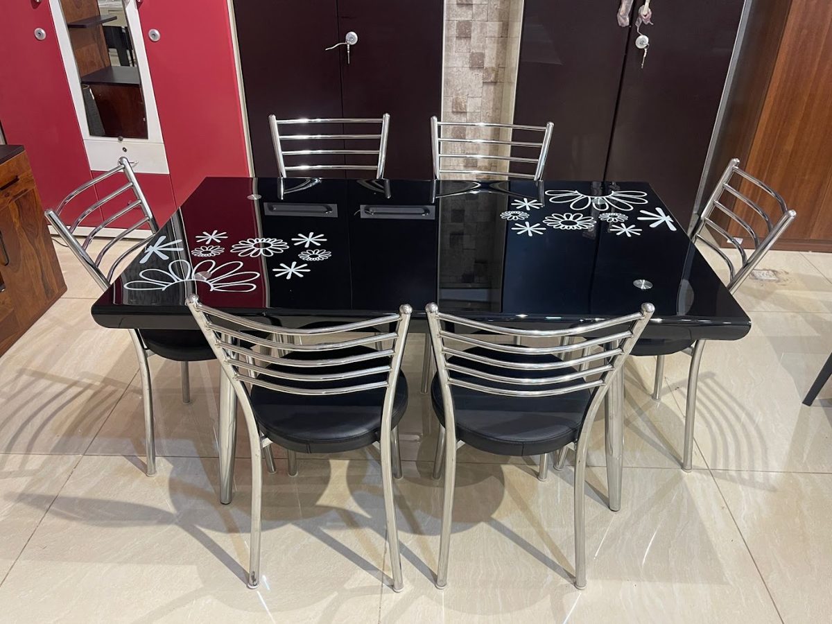 Dining Sets & Tables at Kamlesh Furniture Mart Rewa - design 4