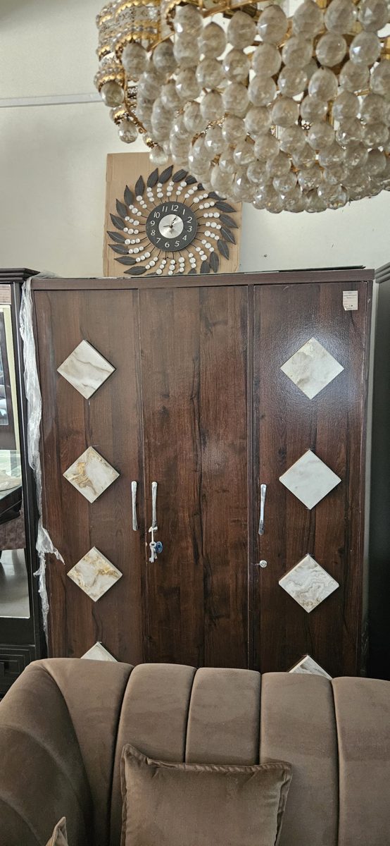 Almari / Wardrobes at Kamlesh Furniture Mart Rewa - design 6